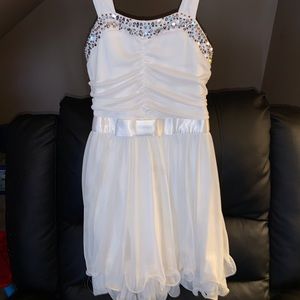 Girls dress